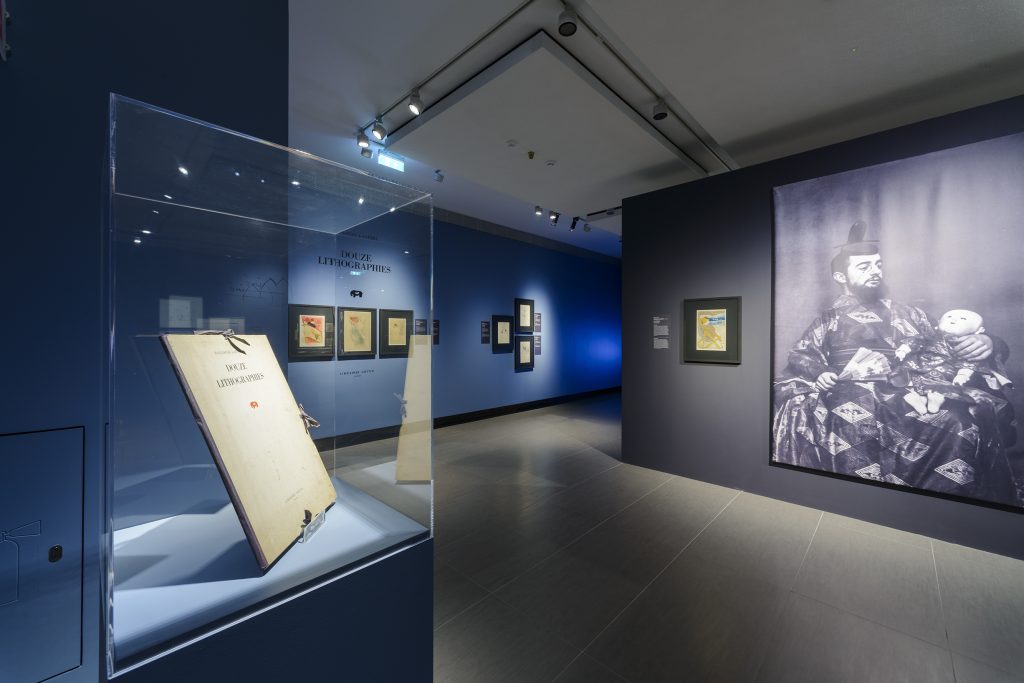 Vue de l'exposition au niveau de la salle Toulouse Lautrec