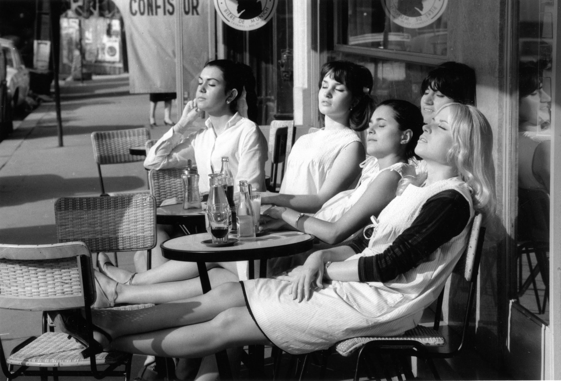 アート・デザイン・音楽 DOISNEAU PARIS アート・デザイン・音楽 DOISNEAU PARIS アート・デザイン・音楽
